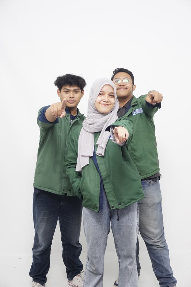 Foto Juara 1 LKTI